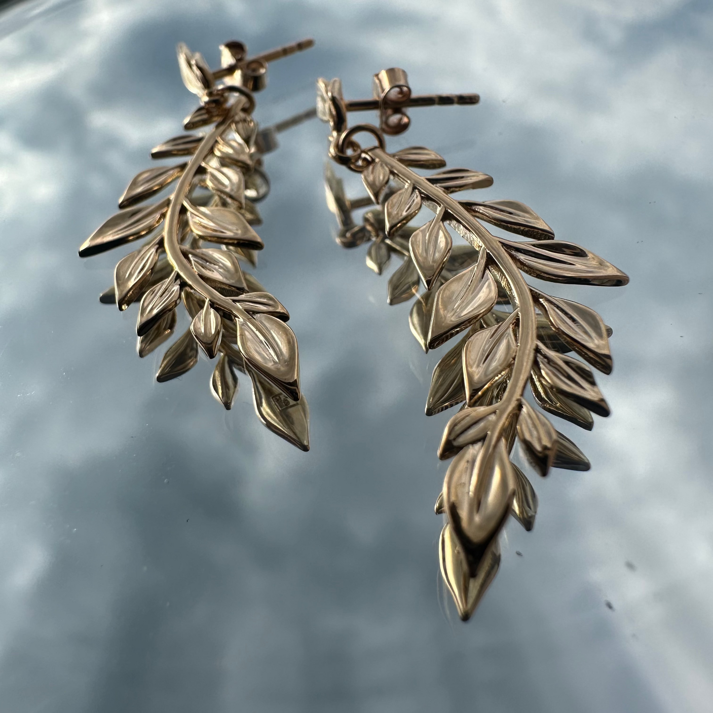 Leaf Earrings 18k Gold finish